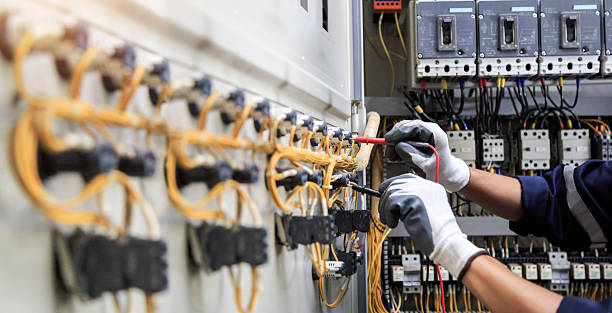 Professional Electrician technician working in Northdale, FL